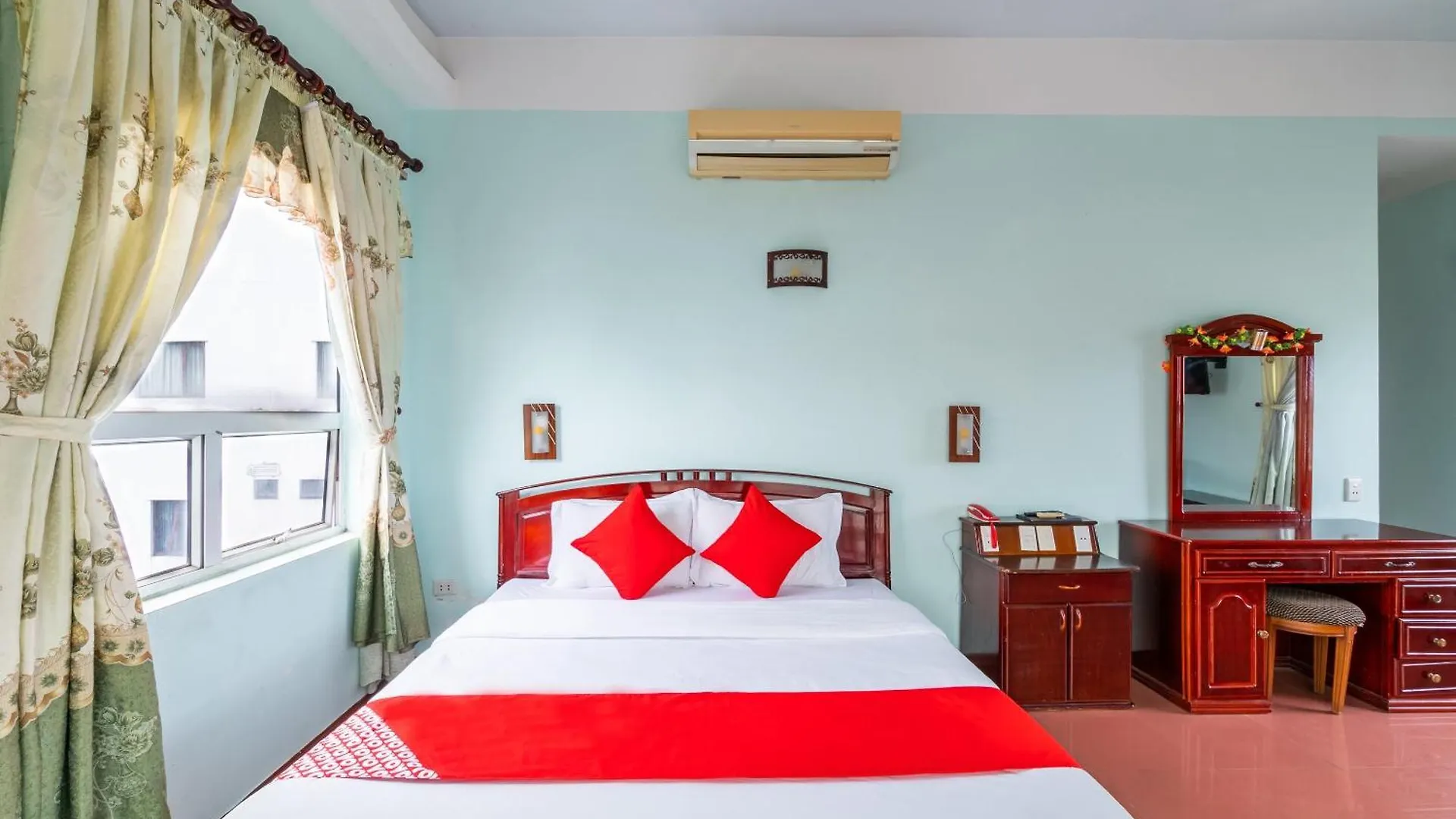 Super Oyo 266 Golden Gate Hotel Da Nang Vietnam