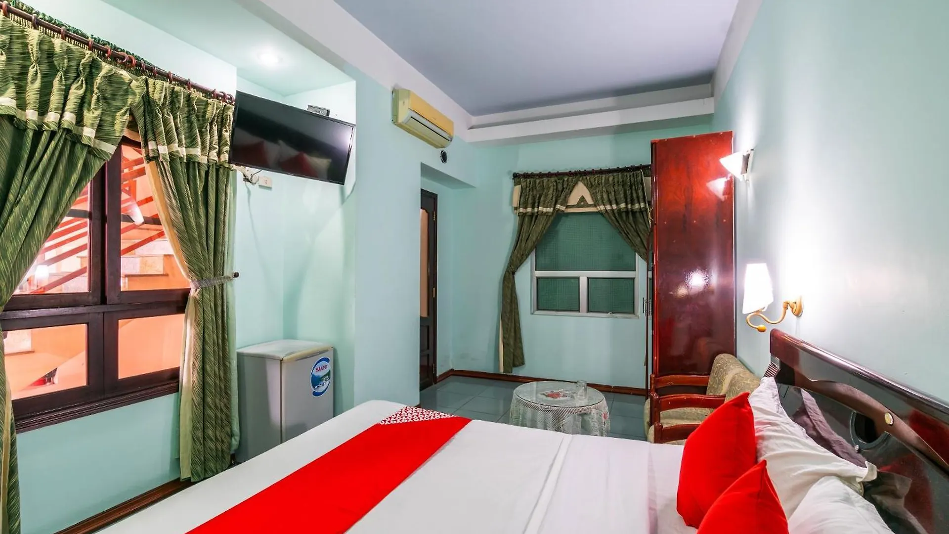 Super Oyo 266 Golden Gate Hotel Da Nang