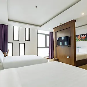 Golden Sun By New Sky Travel **** Da Nang